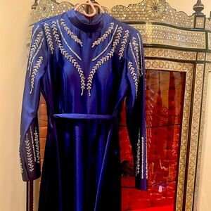 Blue embroidered dress, size 38, used only once, in excellent condition